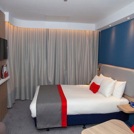 Holiday Inn Express Cardiff Bay By Ihg Luaran gambar