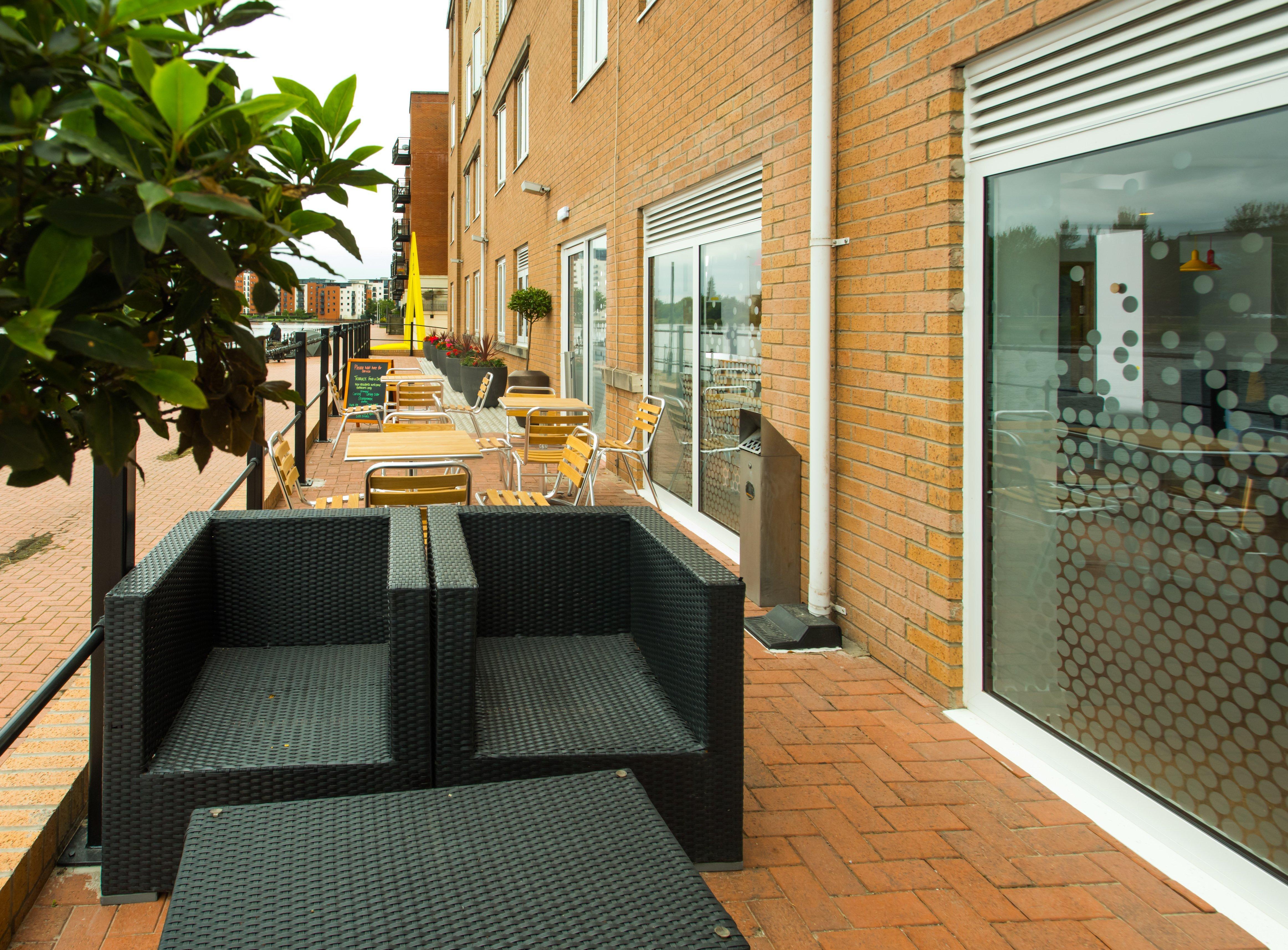 Holiday Inn Express Cardiff Bay By Ihg Luaran gambar