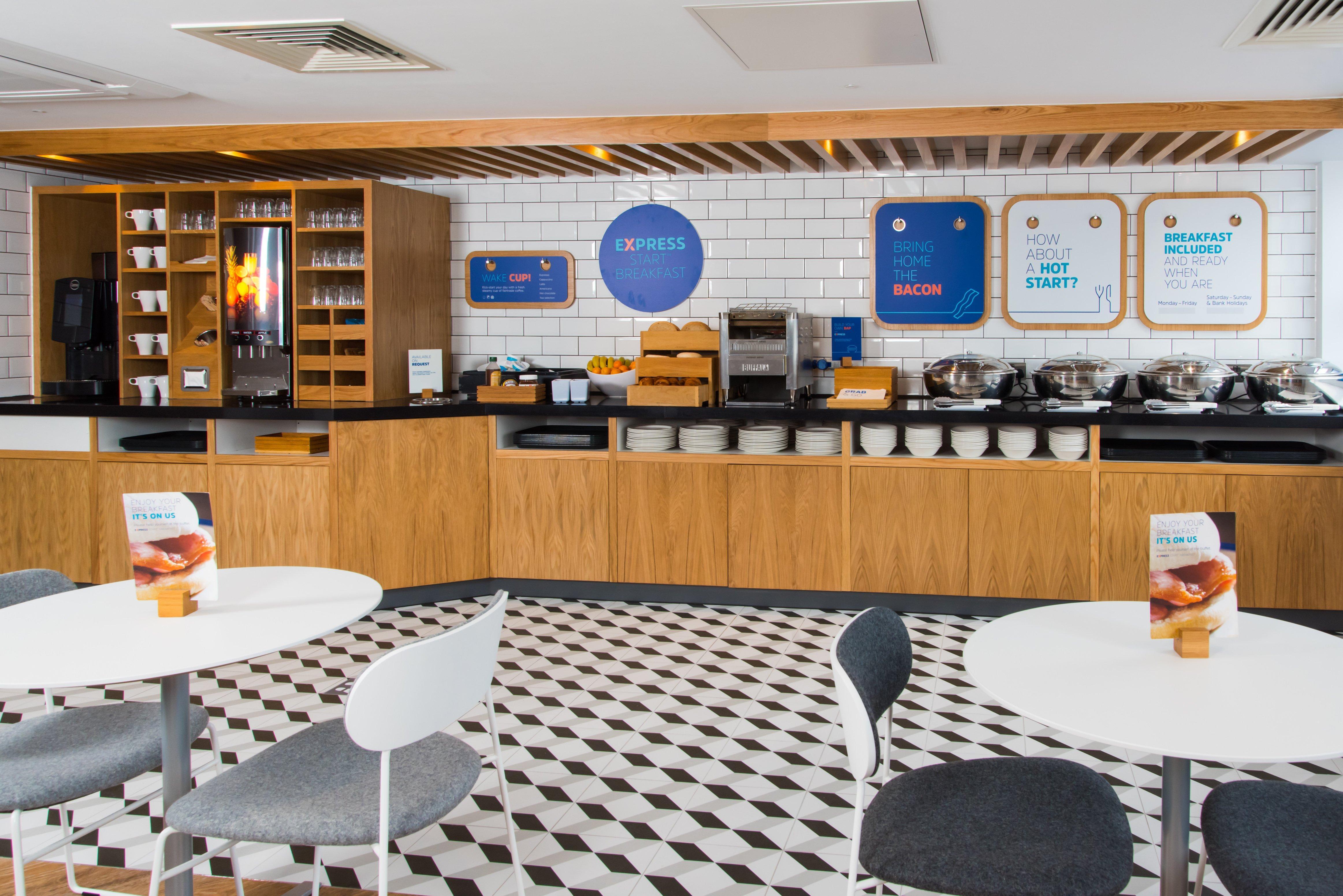 Holiday Inn Express Cardiff Bay By Ihg Luaran gambar