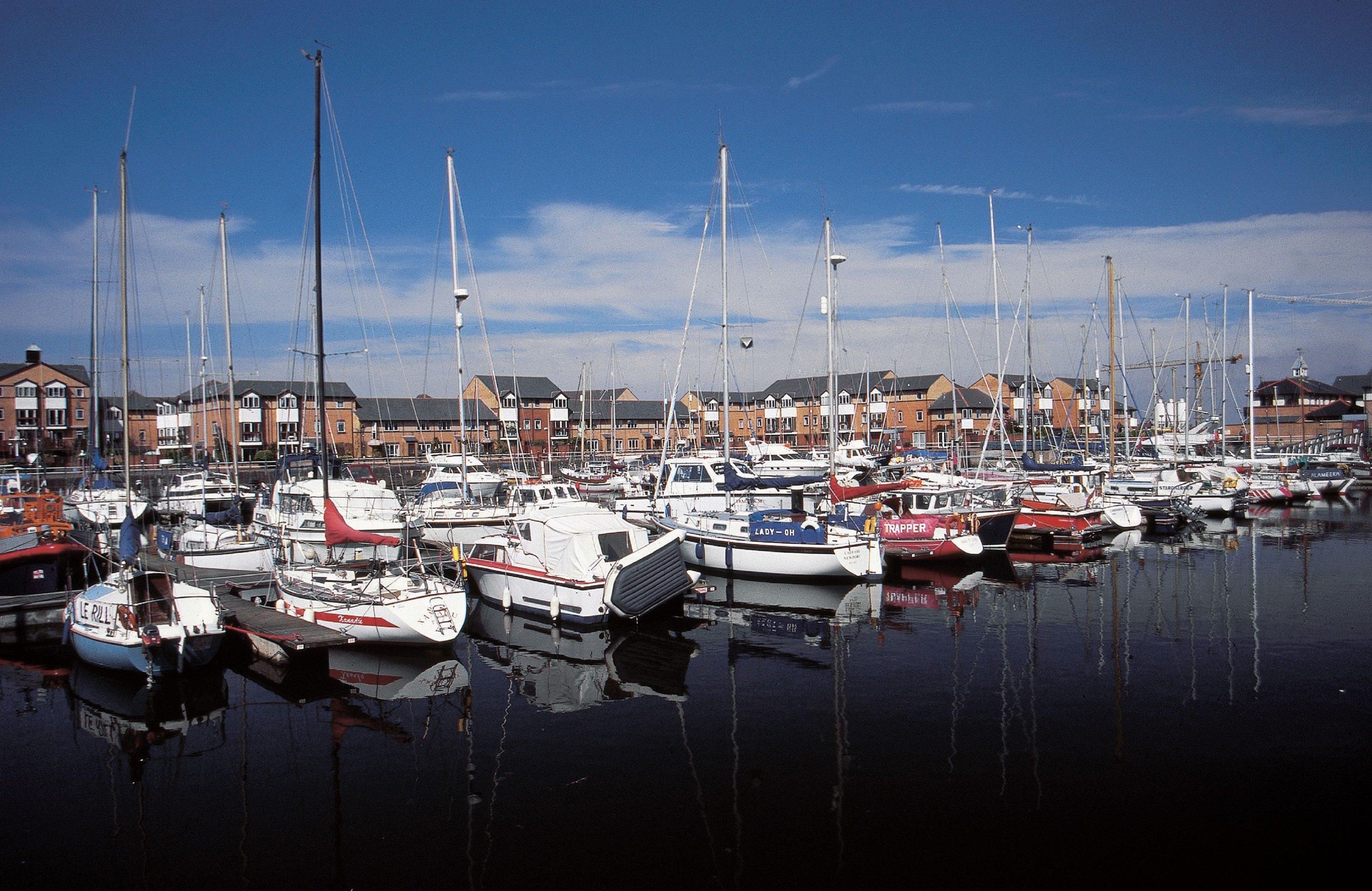 Holiday Inn Express Cardiff Bay By Ihg Luaran gambar