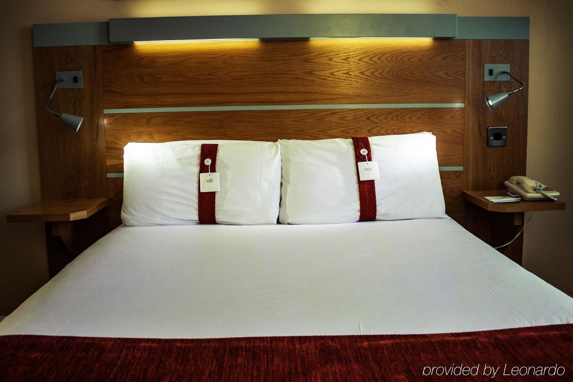 Holiday Inn Express Cardiff Bay By Ihg Luaran gambar
