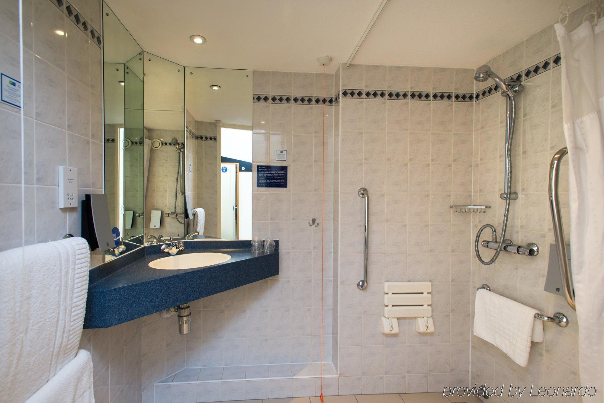 Holiday Inn Express Cardiff Bay By Ihg Luaran gambar