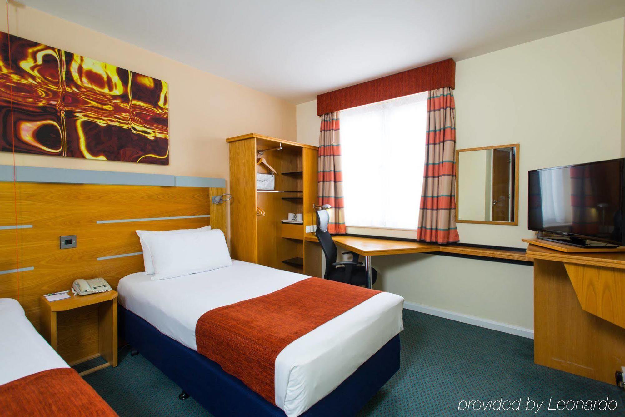 Holiday Inn Express Cardiff Bay By Ihg Luaran gambar